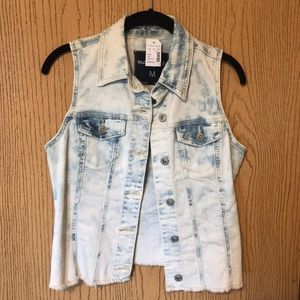 Maurice’s Jean Vest